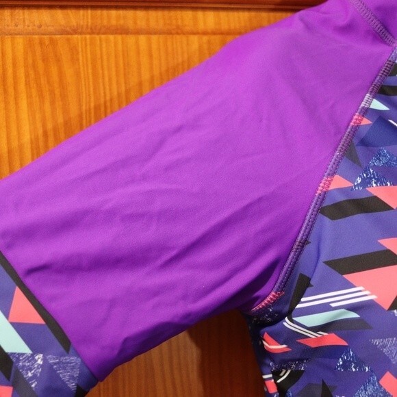 Unbranded XXL Purple Geometric Rash Guard Swimsuit 2-Piece Set - Picture 4 of 10